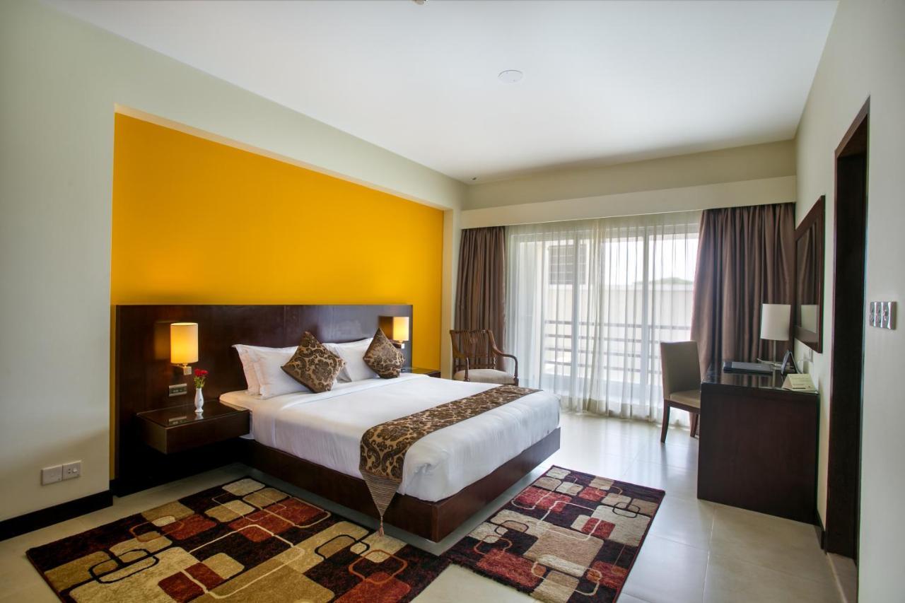 Hotel Grand Park Barishal Dış mekan fotoğraf