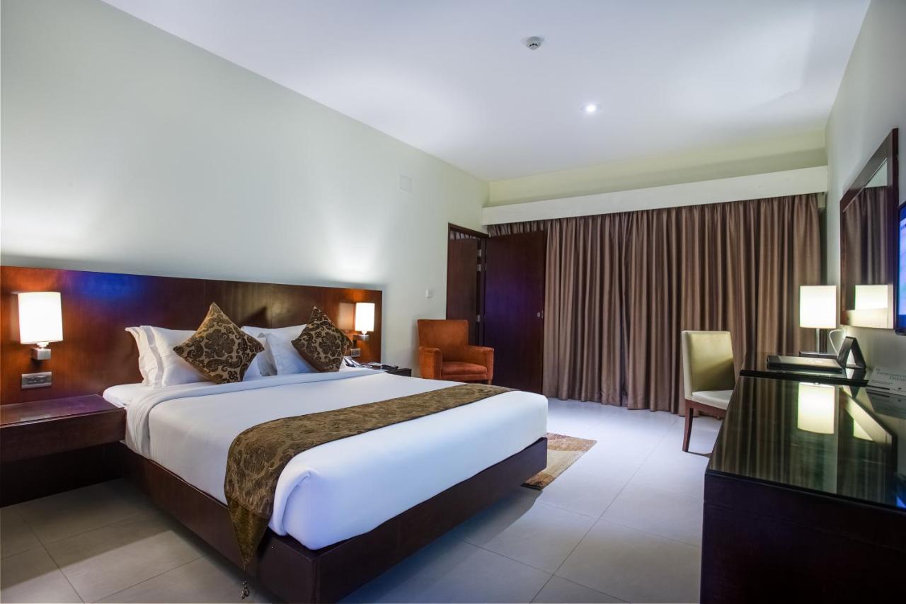 Hotel Grand Park Barishal Dış mekan fotoğraf