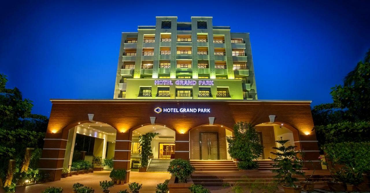Hotel Grand Park Barishal Dış mekan fotoğraf